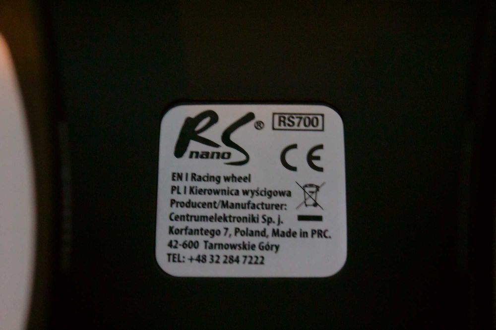 Volan Gaming RS Nano RS700 cu Pedale și Schimbător, Stare Impecabilă
