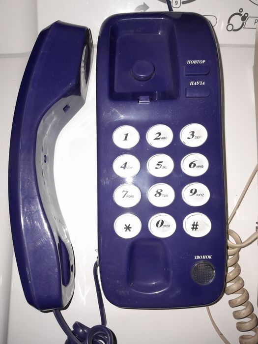 Телефоны по 1500 тенге.