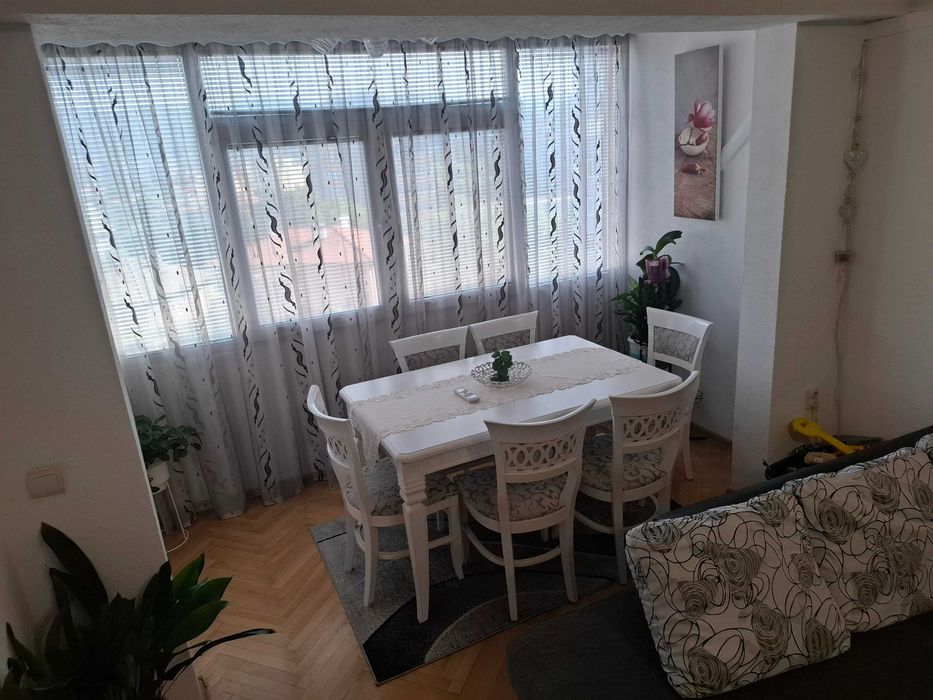 Продава се Двустаен апартамент в Благоевград, Струмско - 72 кв.м за 1070 €/кв.м - Снимка #1