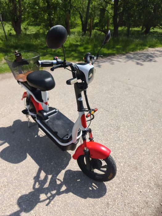Електрически скутер EcoWay B13, 350W, двуместен, 35 km/h