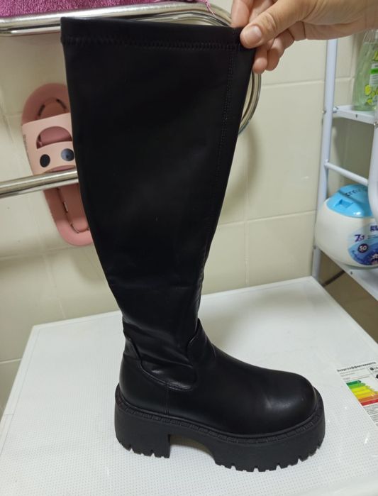 Зимние женские сапоги