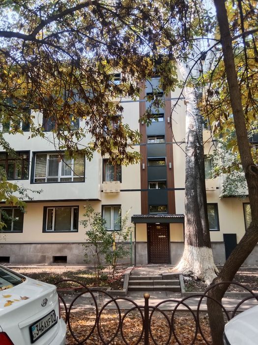 Сдам 2ух комн квартиру