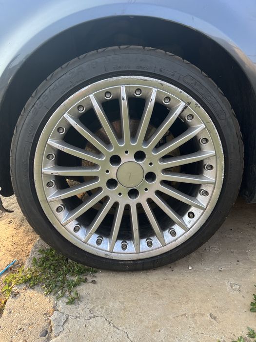 Гуми с Джанти 5х112 235/40 r18
