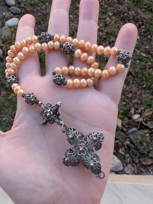 Rozariu vechi de mana din argint in filigran cu perle, copii