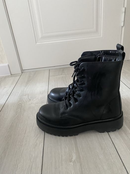 Демисезонные сапоги 39 р