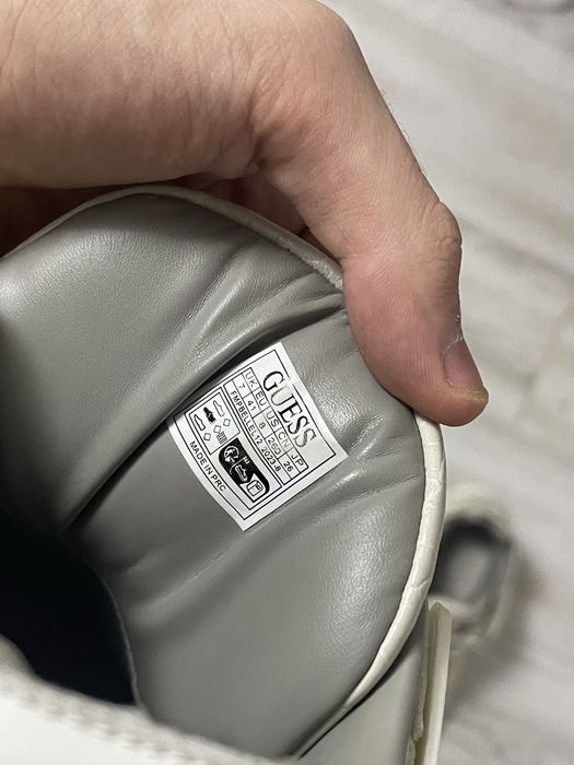 Adidasi Guess Belluna