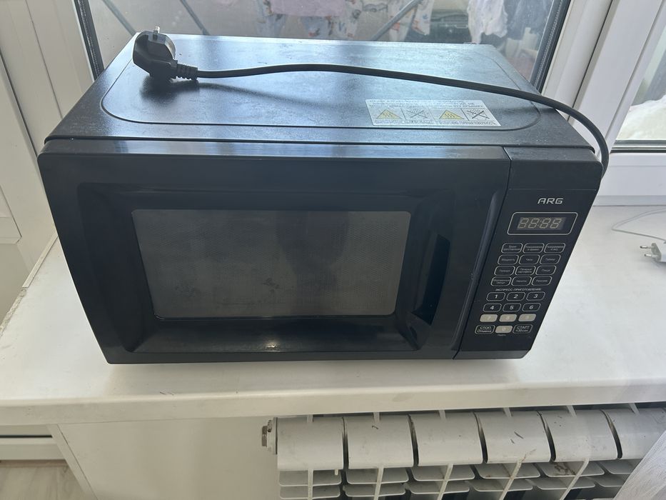 Микроволновка продам срочно