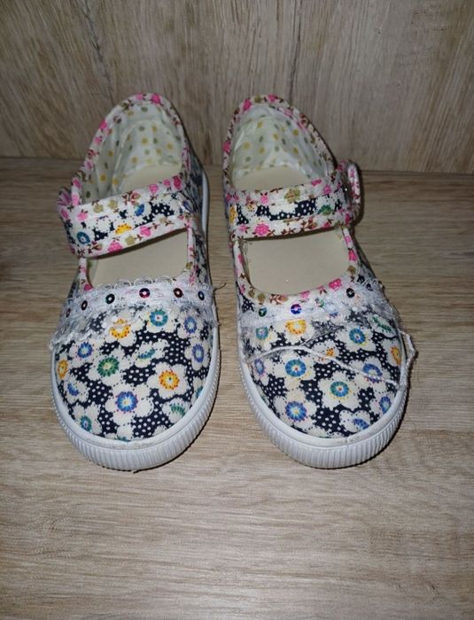 Кецки и ботушки 30-ти номер