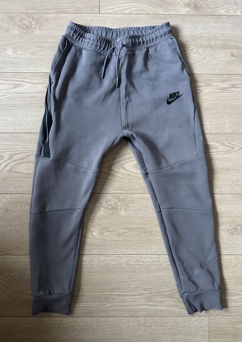 Nike Air Tech Fleece артикули