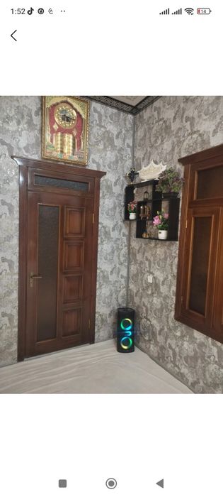 Декоративная настенная полка