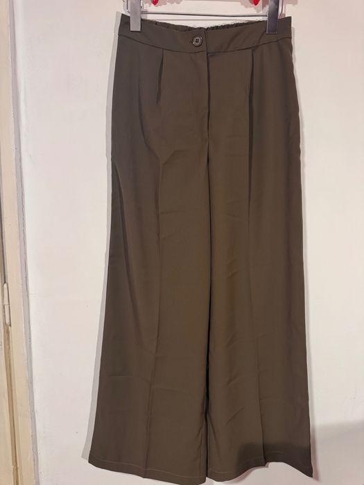 Pantaloni de birou, superbi, eleganți, largi, Petite M, kaki