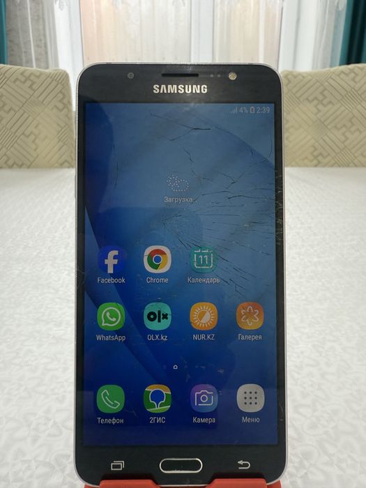 Samsung J7 16GB продам телефон