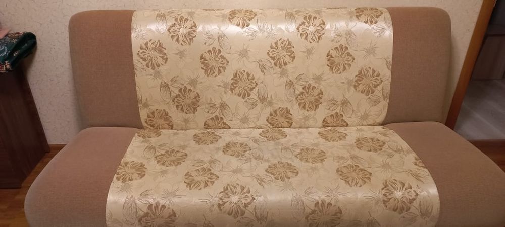 Продам Диван и 2 кресла