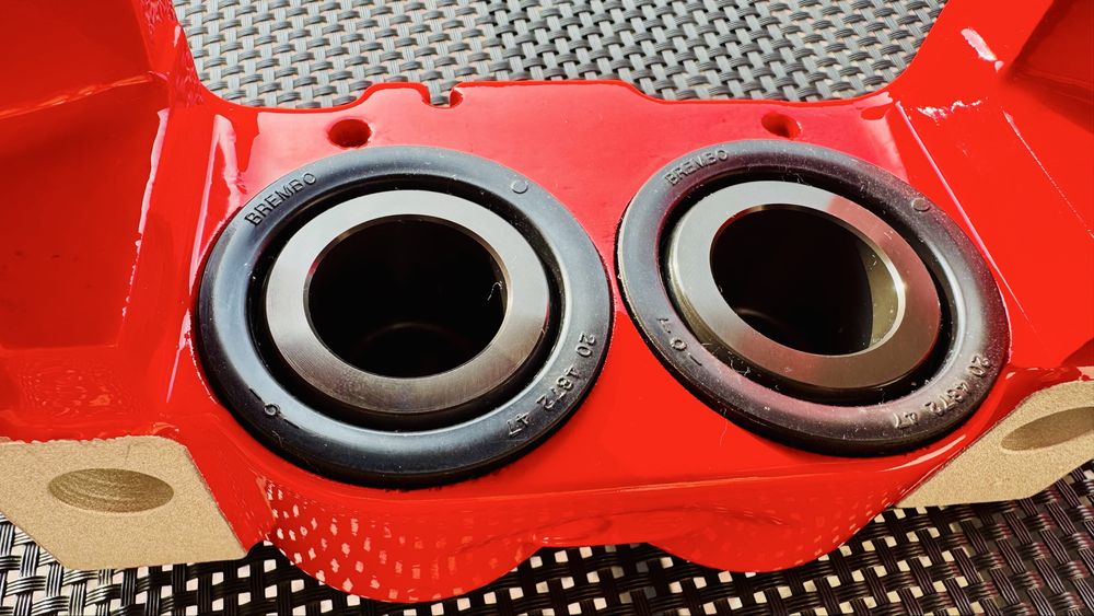Спирачни апарати Brembo ( 4 бутални) предни