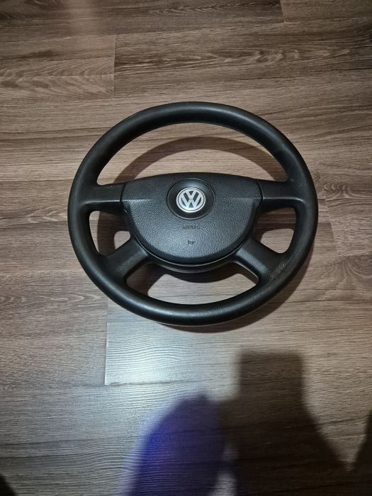Vând urgent volan Passat b6 golf 5