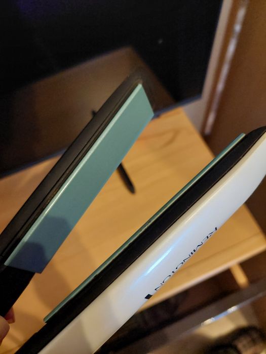 Placa par si ondulator