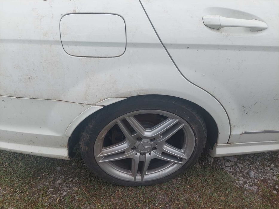 Mercedes-Benz C 2,2cdi, Мерцедес Ц220 на части!
Април 2008