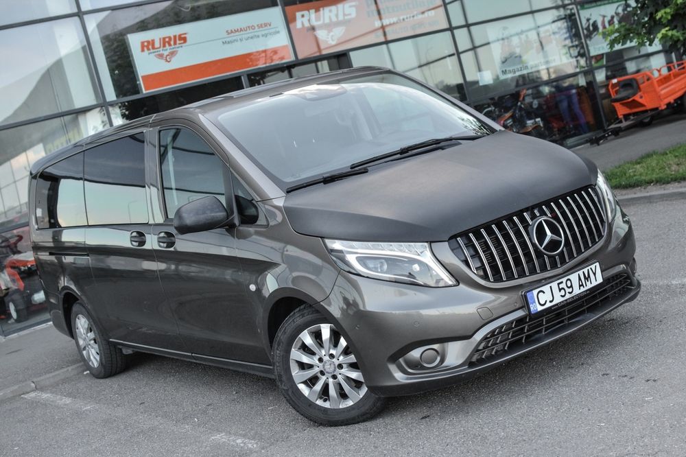 Mercedes Vito 8 locuri, automat