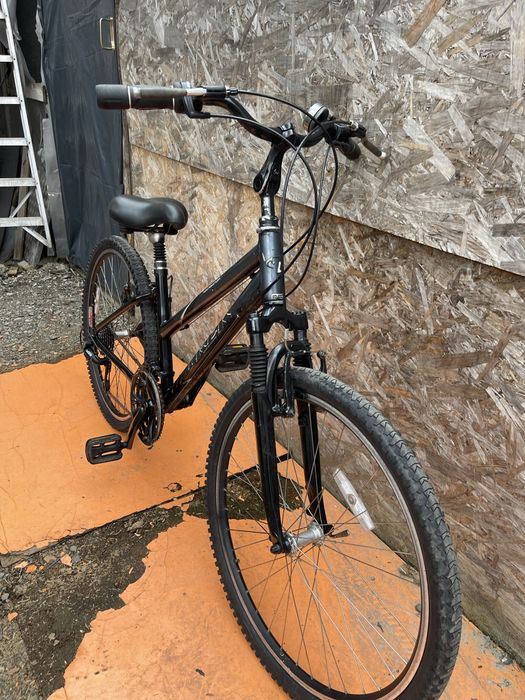 Bicicleta trek cadru dama de alumoniu roti 26”