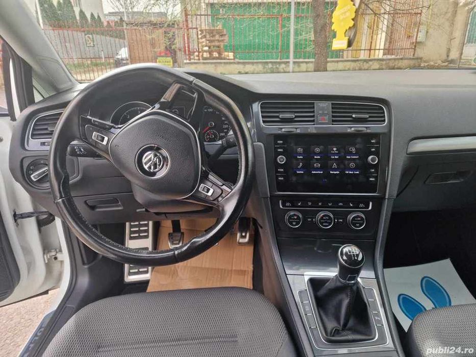 VOLKSWAGEN Golf 2018 — imagine 2
