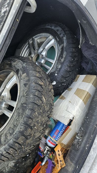 Продам шины зимние
