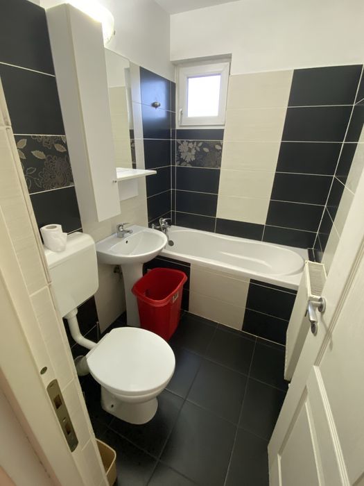 Inchiriez apartament Lipovei 2 camere