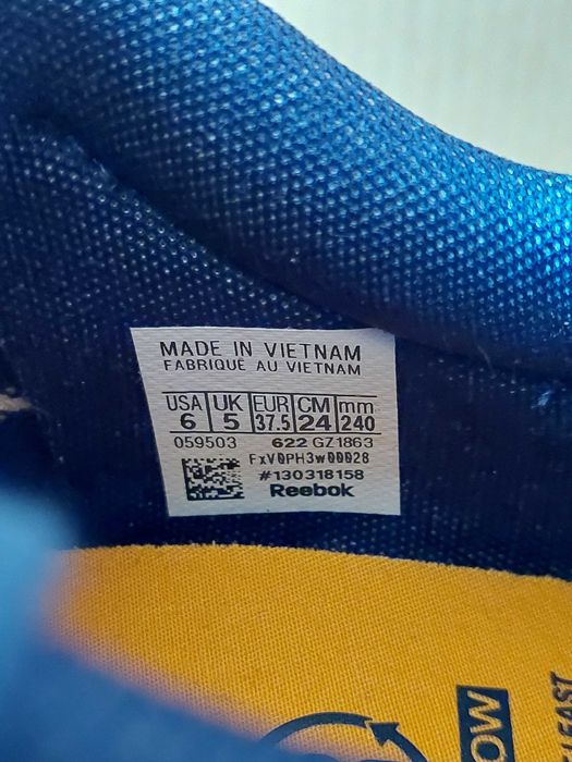 Маратонки Zara-43  и  Reebok 37,5 размер