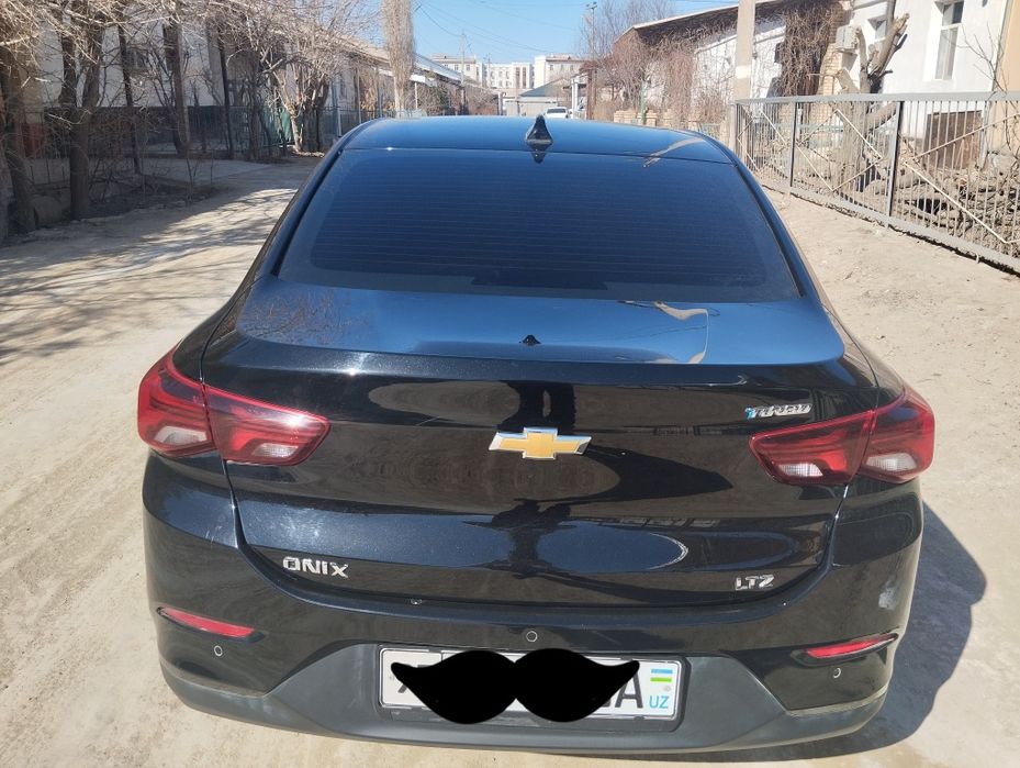 Chevrolet Onix 2025 — 2