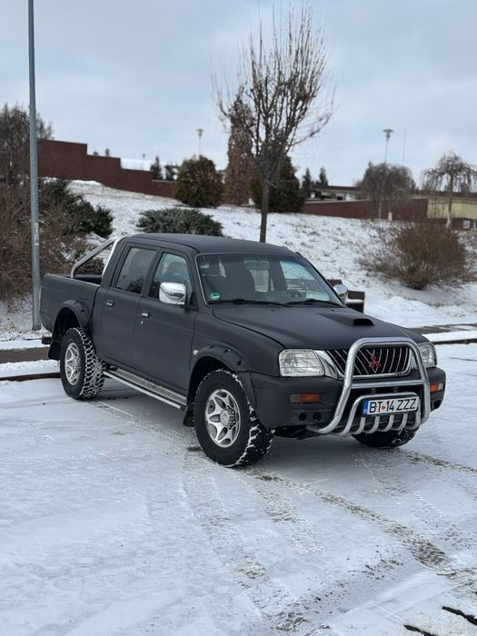 Mitsubishi L200 – 2003 | 2.5 Diesel | Autoutilitară | Negru mat