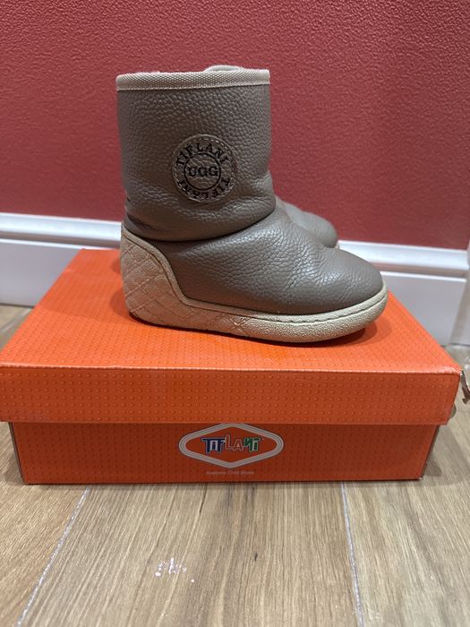 Продам сапожки зимнии