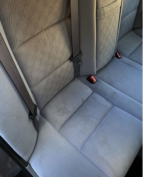 Професионално пране на тапицерия