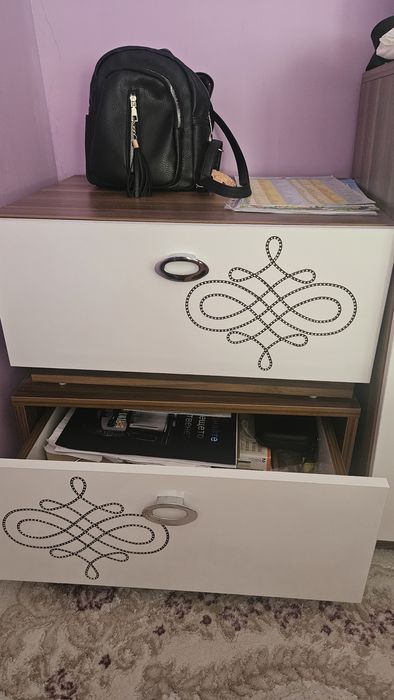 Нощни шкафчета 2 бр.