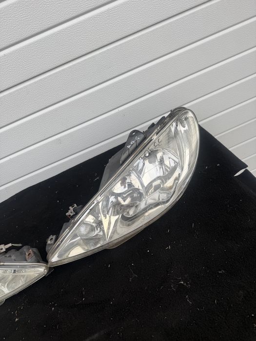 Far stanga far dreapta faruri Peugeot 206 / 206cc / cabrio decapotabil