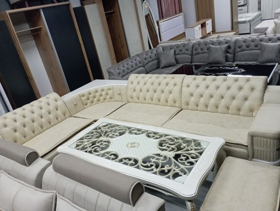 Мебель на заказ и диван уголок и в наличии////