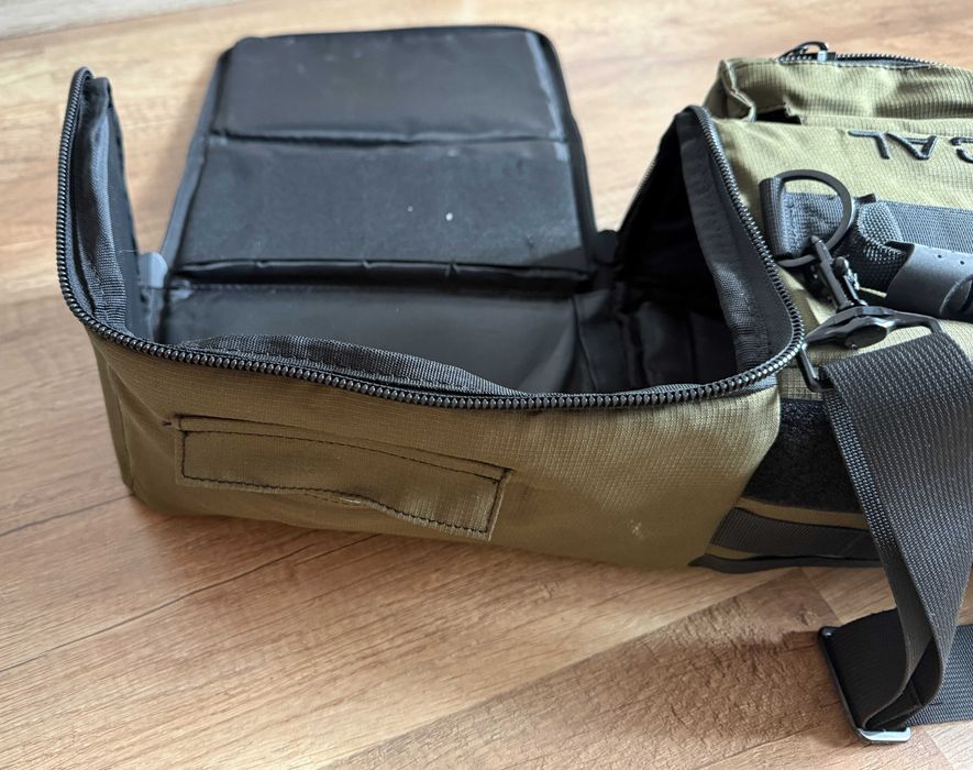 Продавам чанта за водолазна бутилка Saber Tactical