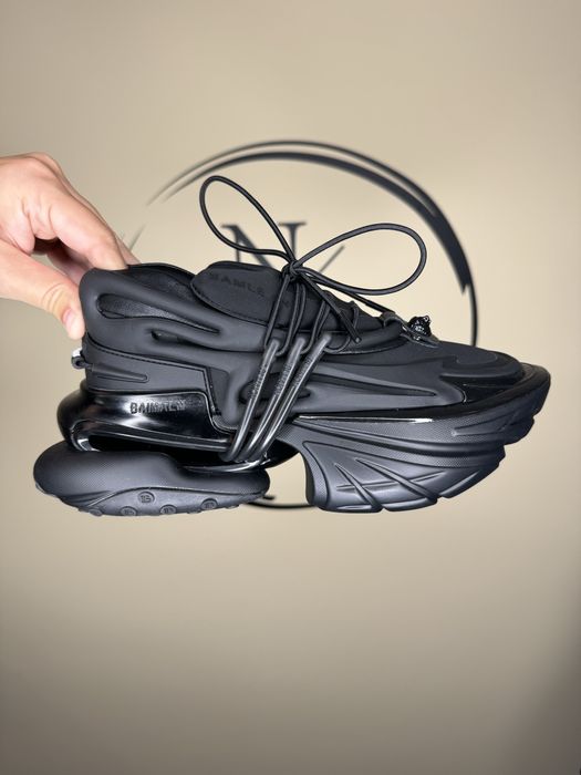 Сникърси Balmain Black