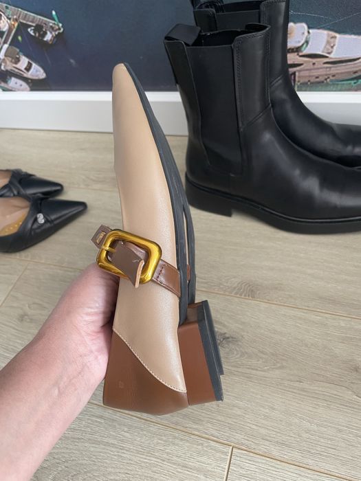 Продам женскую обувь