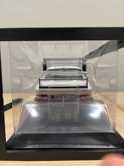 BMW 3.0 CSL 1:18 (Dealer edition - Minichamps)