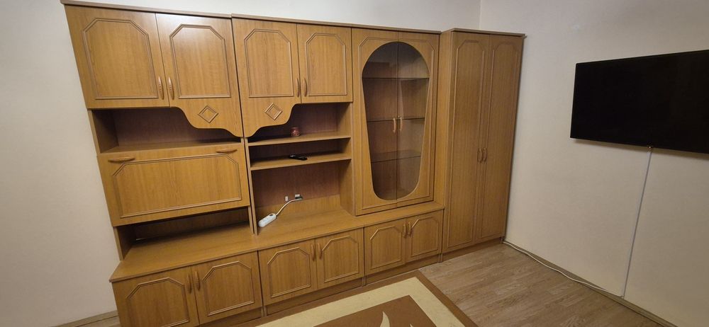 Vand mobilier sufragerie