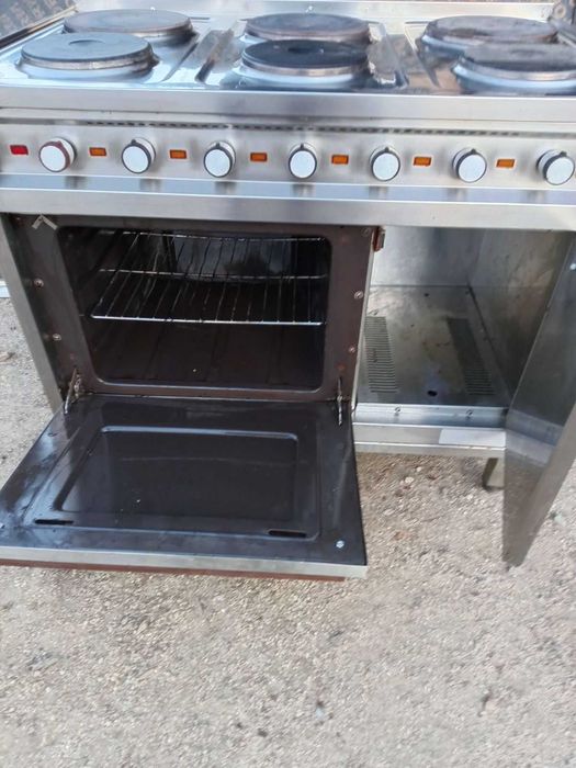 Професионална фурна