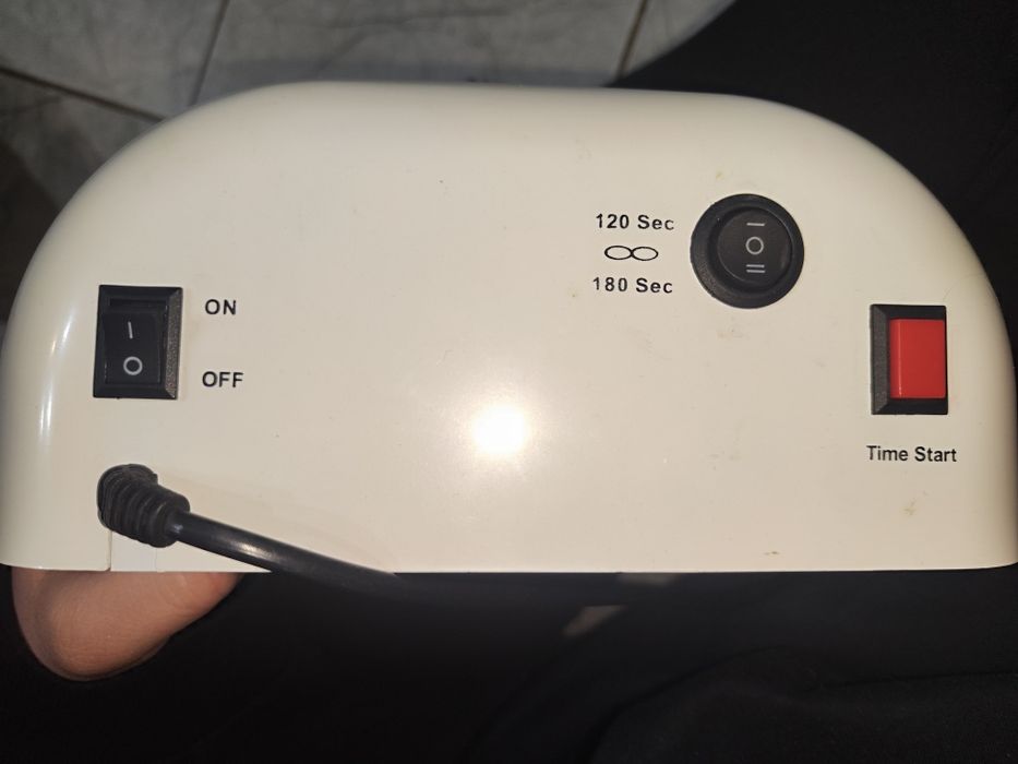 Лампи за гел лак