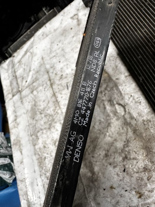 Radiator apă radiator ac audi.8U0260401.C.8k0145804.h.