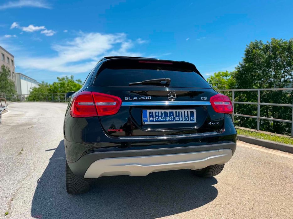 MERCEDES GLA200 Automatic•обслужен•пълно автокаско
