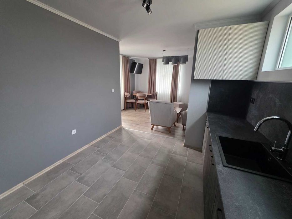 Дава се под наем Тристаен апартамент в Варна, Виница - 100 кв.м за 867.51 € - Снимка #3