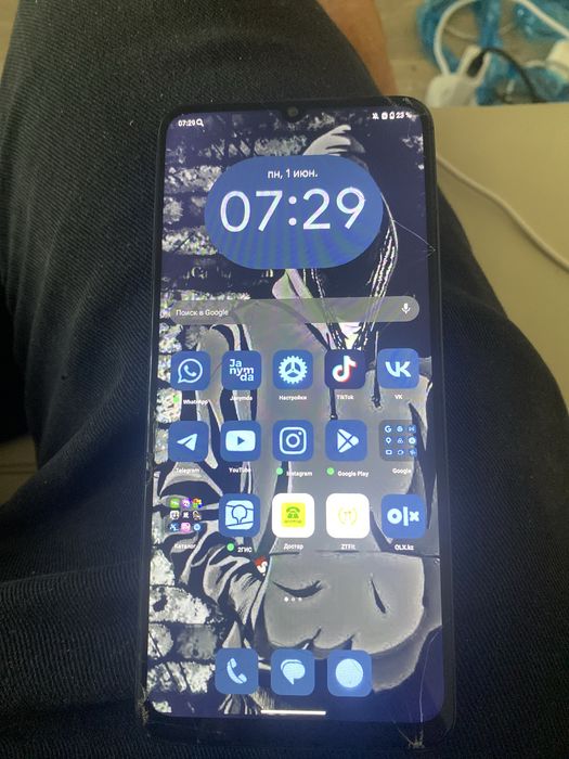 Продам телефон realme not 50