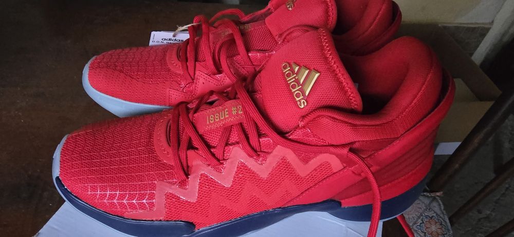 Маратонки Адидас