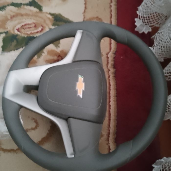 Кобальт руль янги