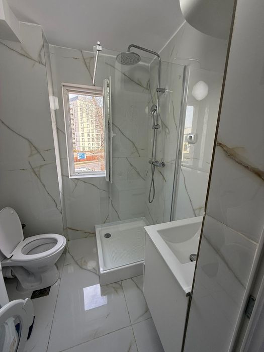 Persoană fizică,  vând  garsonieră decomandată