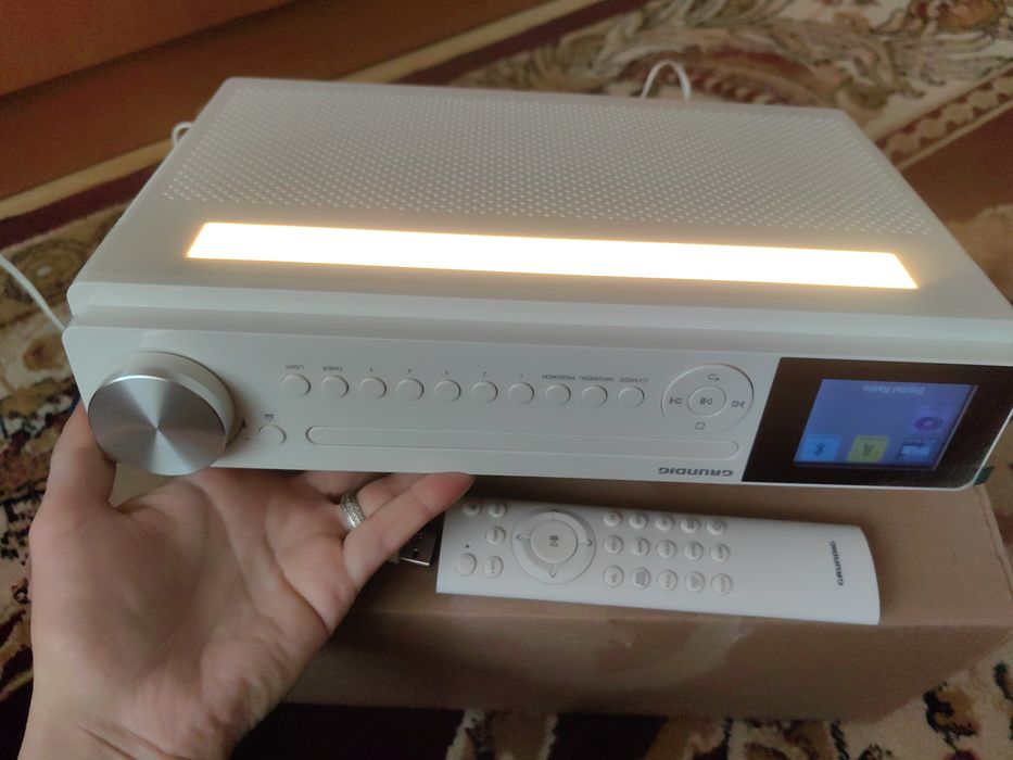 Cd-player, radio, bluetooth Grundig GKR1020 DKR 2000