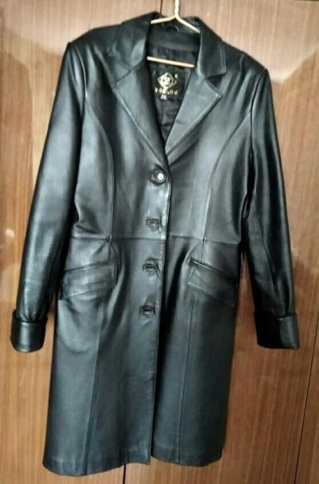 Дубленка, плащ женские